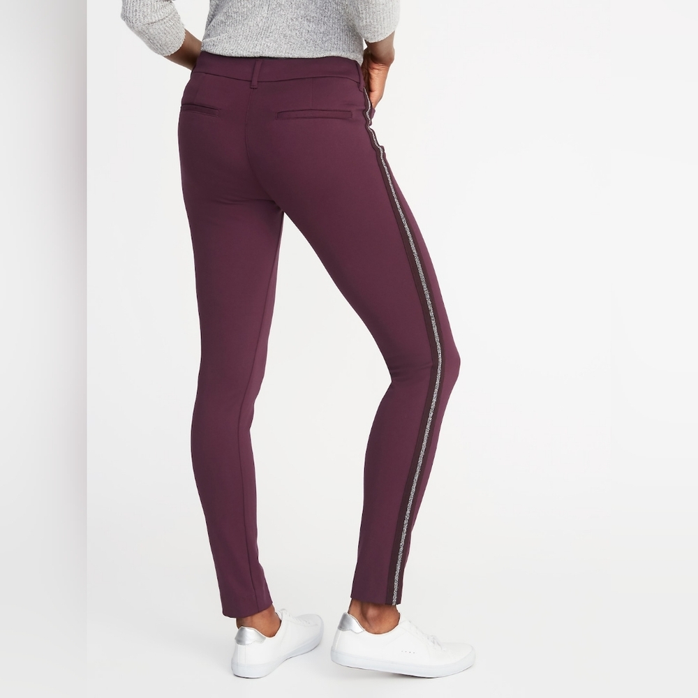 Old Navy Pixie Pants With Glitter Stripe